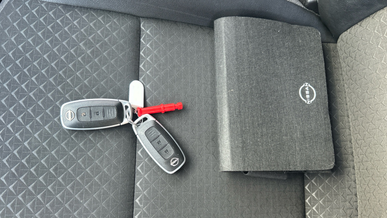 Nissan Juke 1.6 Hybrid N-Connecta 5dr Auto Hybrid Hatchback